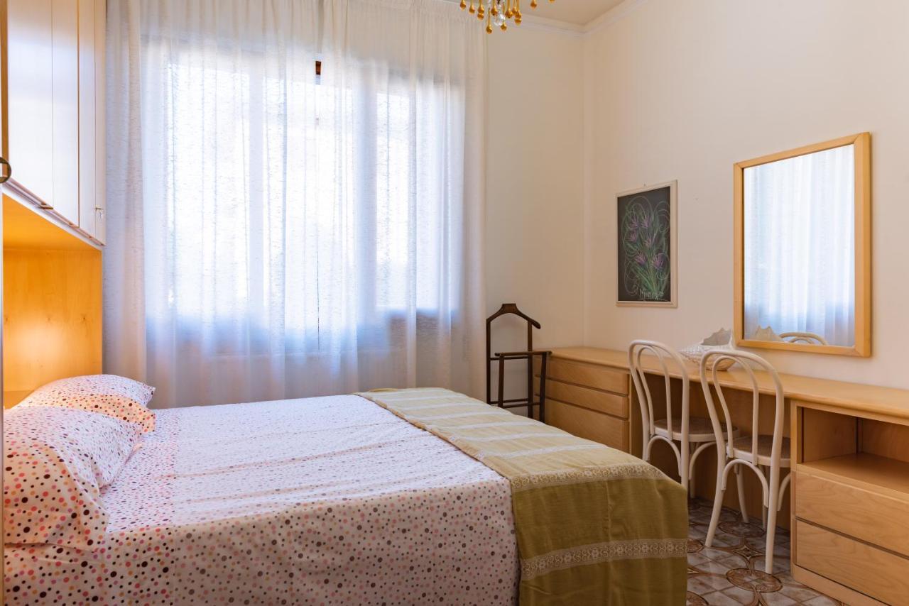 Apartment Holiday Versilia Camaiore Exterior foto